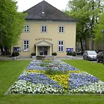 Spacious In Weser Uplands With Garden Apartment Bad Pyrmont