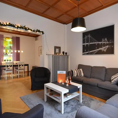 Spacious In Weser Uplands With Garden *