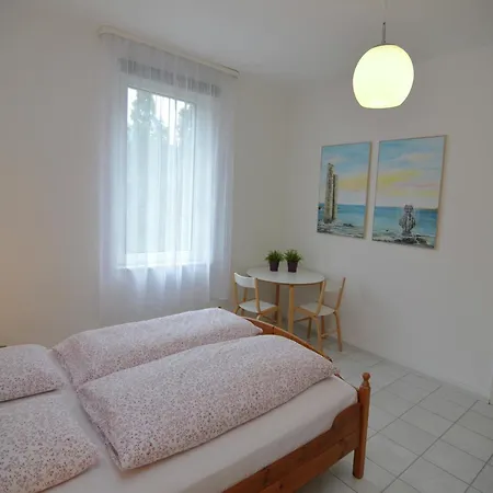 Apartment Spacious In Weser Uplands With Garden Bad Pyrmont