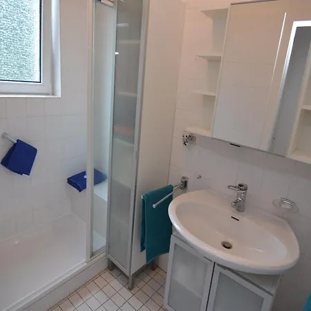 Spacious In Weser Uplands With Garden