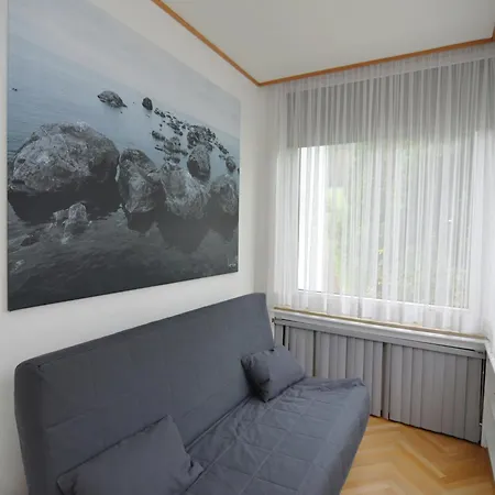 Spacious In Weser Uplands With Garden Apartment *