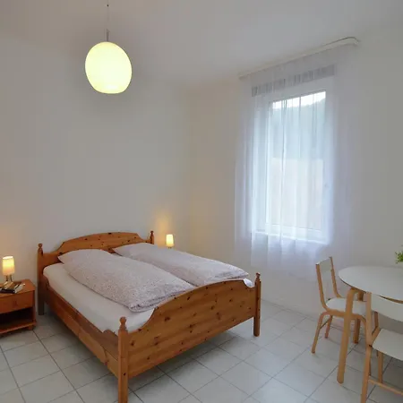 Apartment Spacious In Weser Uplands With Garden