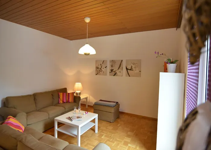 Spacious In Weser Uplands With Garden *